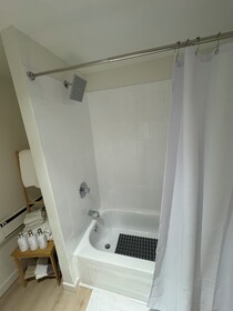 Lum Hotel