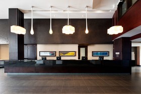 Sandman Signature Toronto Airport Hotel