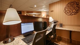 Best Western Plus Rose City Suites