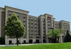Hampton Inn & Suites Windsor