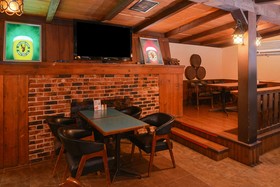 Canadas Best Value Inn & Suites