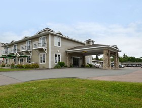 Canadas Best Value Inn & Suites