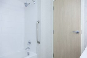 Holiday Inn Express & Suites Charlottetown