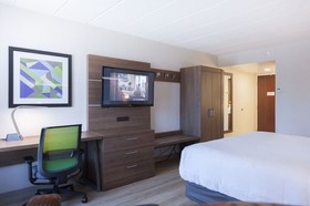 Holiday Inn Express & Suites Charlottetown