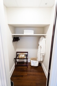 Sydney Boutique Inn & Suites