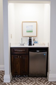 Sydney Boutique Inn & Suites