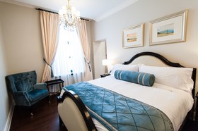 Sydney Boutique Inn & Suites