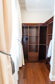 Sydney Boutique Inn & Suites