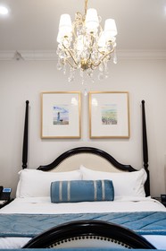 Sydney Boutique Inn & Suites