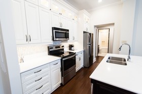 Sydney Boutique Inn & Suites