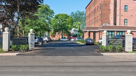 Sydney Boutique Inn & Suites