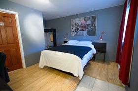 Hebert Hotel