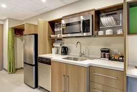 Home2 Suites by Hilton Montreal Dorval