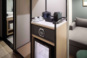Hyatt Place Montreal Airport