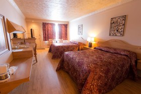 Travelodge by Wyndham Drummondville