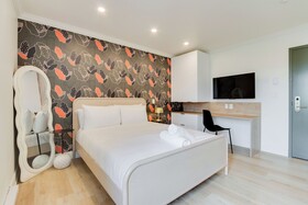 Annexe Hotel