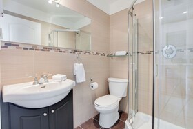 Annexe Hotel