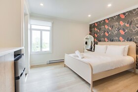 Annexe Hotel