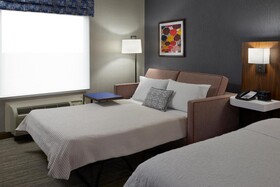 Hampton Inn & Suites by Hilton Montreal-Dorval