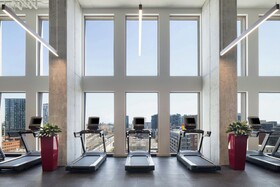 Moxy Montreal Downtown