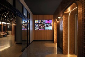 Moxy Montreal Downtown