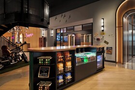 Moxy Montreal Downtown