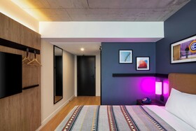 Moxy Montreal Downtown