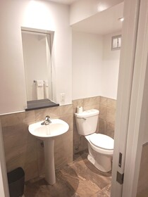 Super 8 by Wyndham Montreal