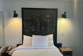 Super 8 by Wyndham Montreal