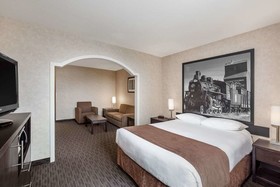Ramada Estevan