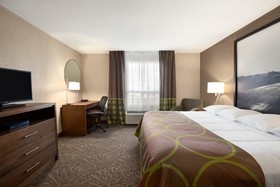 Home Inn & Suites Lloydminster