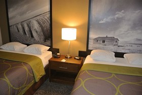 Home Inn & Suites Lloydminster