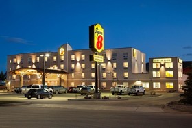 Home Inn & Suites Lloydminster