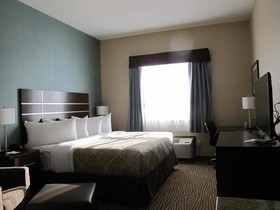 Best Western Plus Moosomin Hotel