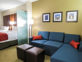 Comfort Suites Regina