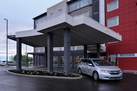 Courtyard Saskatoon Airport