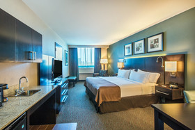 Holiday Inn Hotel & Suites Saskatoon Downtown