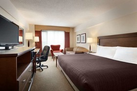 Travelodge Hotel by Wyndham Saskatoon