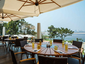 Radisson Blu M'Bamou Palace Hotel