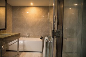 O'Bwira Hotels & Resorts