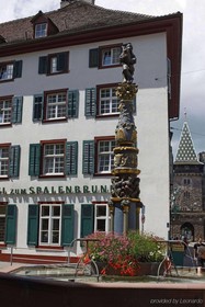 Zum Spalenbrunnen