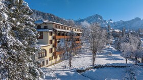 Villars Lodge