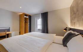Villars Lodge