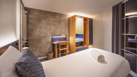 Villars Lodge