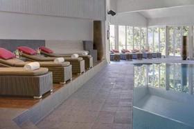 HUUS Hotel Gstaad