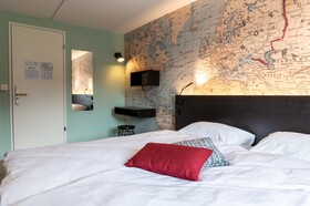 Emma's Hotel Bed & Breakfast