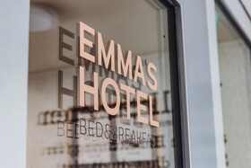 Emma's Hotel Bed & Breakfast