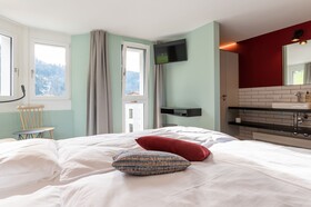 Emma's Hotel Bed & Breakfast