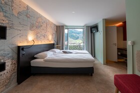 Emma's Hotel Bed & Breakfast