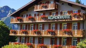 Hotel Alpenruhe-Vintage Design Hotel